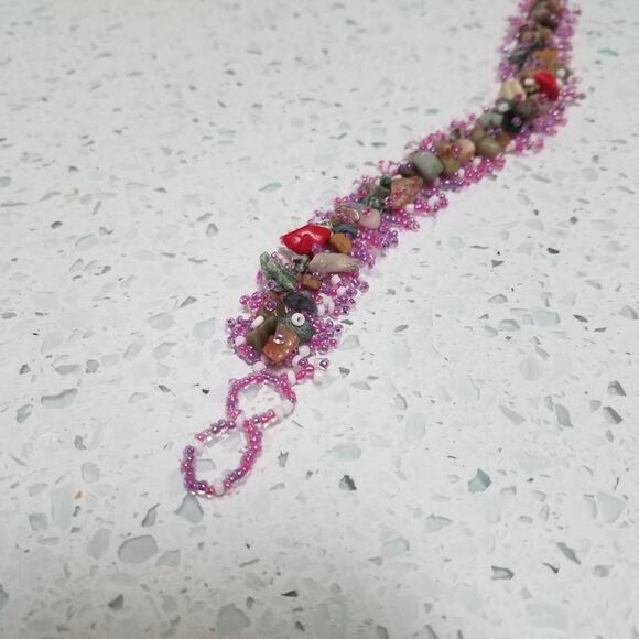 Handmade Beaded Bracelet Stones Pink Green Red - Picture 6 of 8